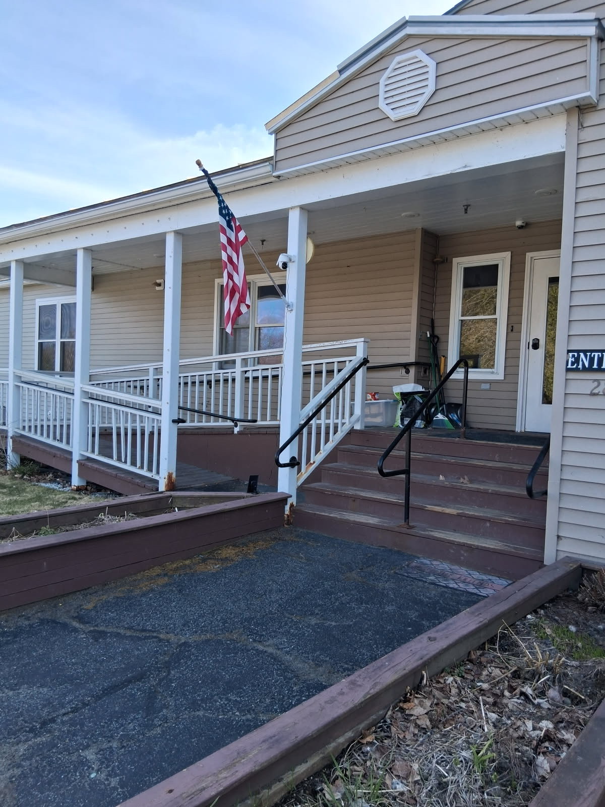 Ben's House (Men)
